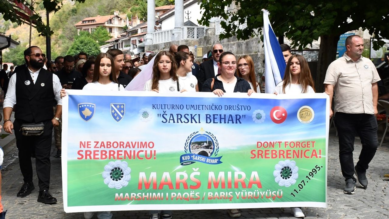 Kosova'da Srebrenitsa Soykırımı Anma Töreni Gerçekleştirildi