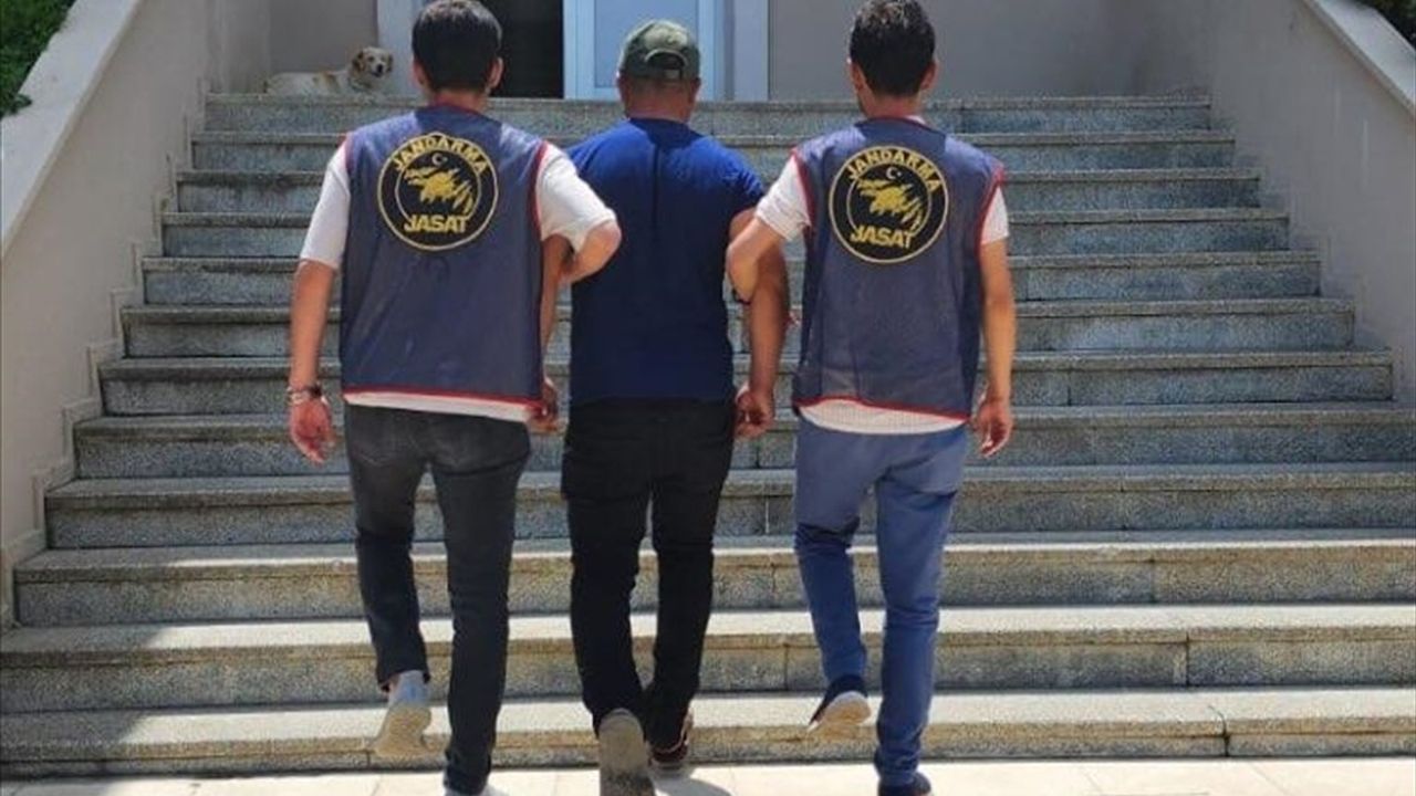 Kozan'da 25 Yıl 6 Ay Hapis Cezasıyla Aranan Hükümlü Yakalandı
