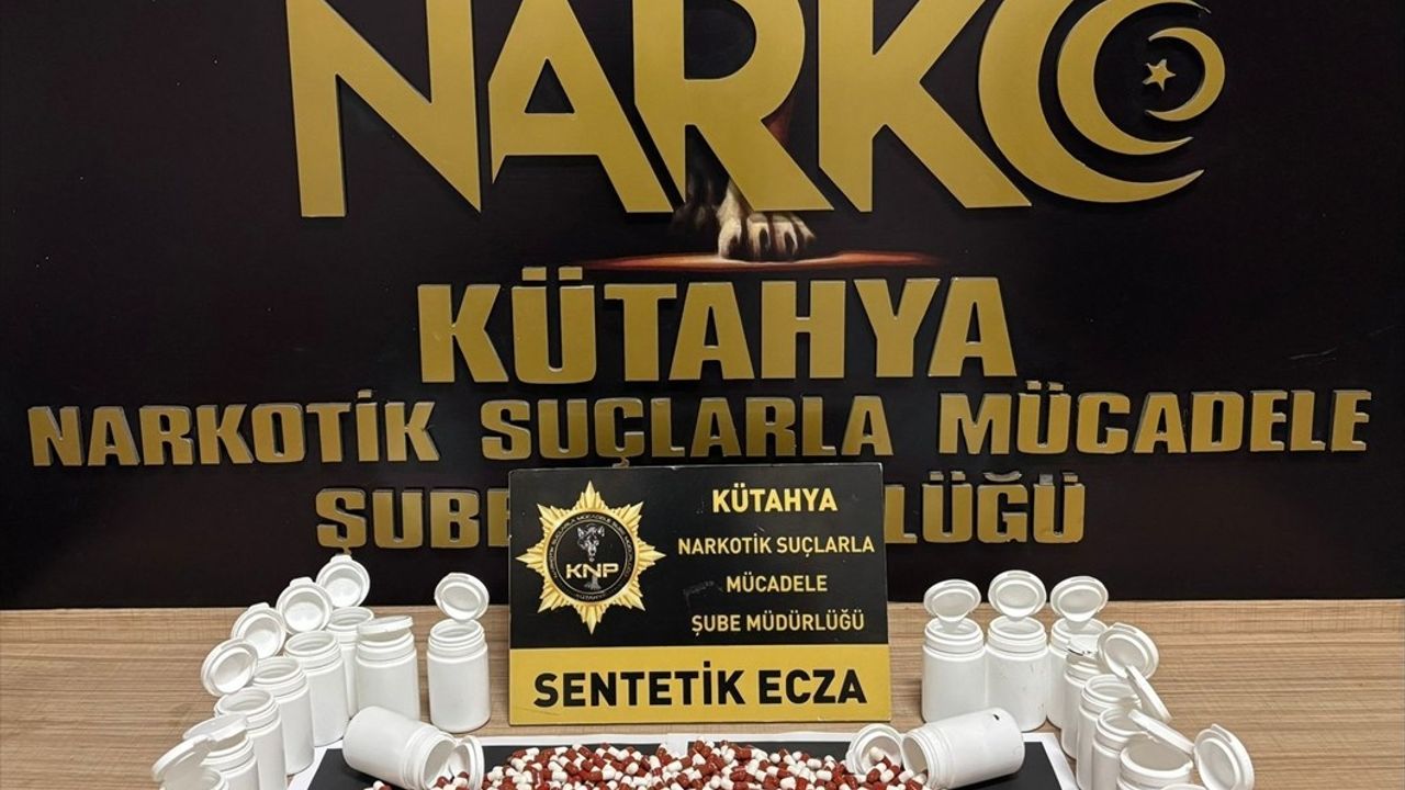 Kütahya'da Uyuşturucu Operasyonu: Dört Zanlı Tutuklandı