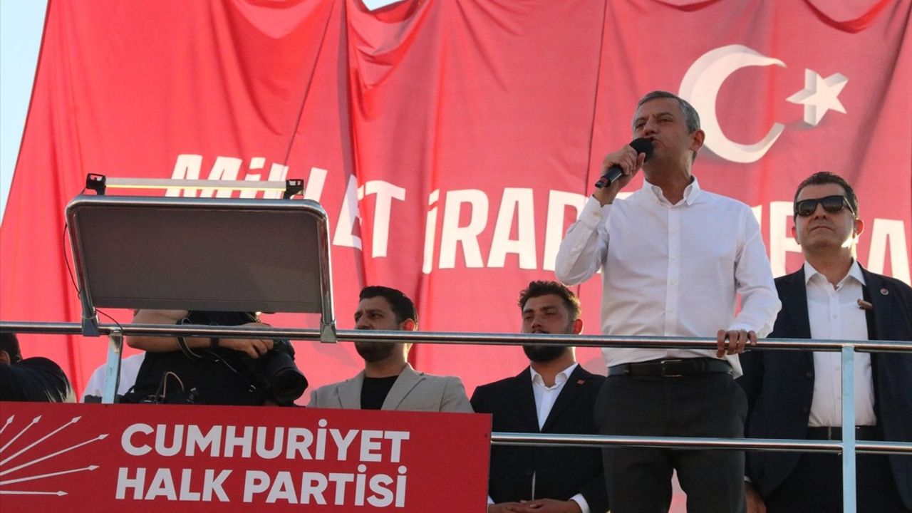 Malatya'da CHP Genel Başkanı Özgür Özel'den Teröre Karşı Sert Mesajlar