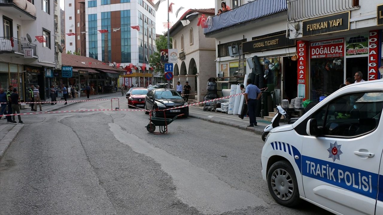 Malatya'da Eski Eşinin Saldırısına Uğrayan Kadın Hayatını Kaybetti