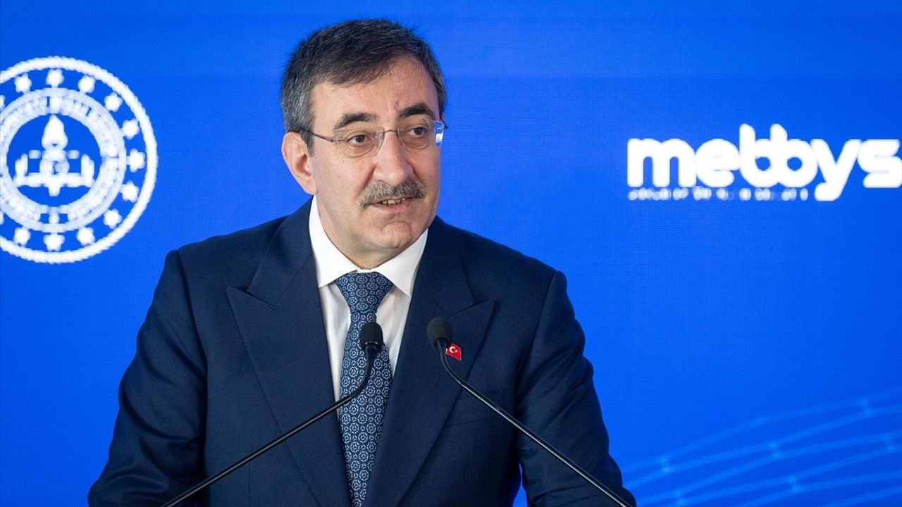 MEB Bakanı Tekin, Yeni Yönetim Sistemi Hakkında Bilgi Verdi