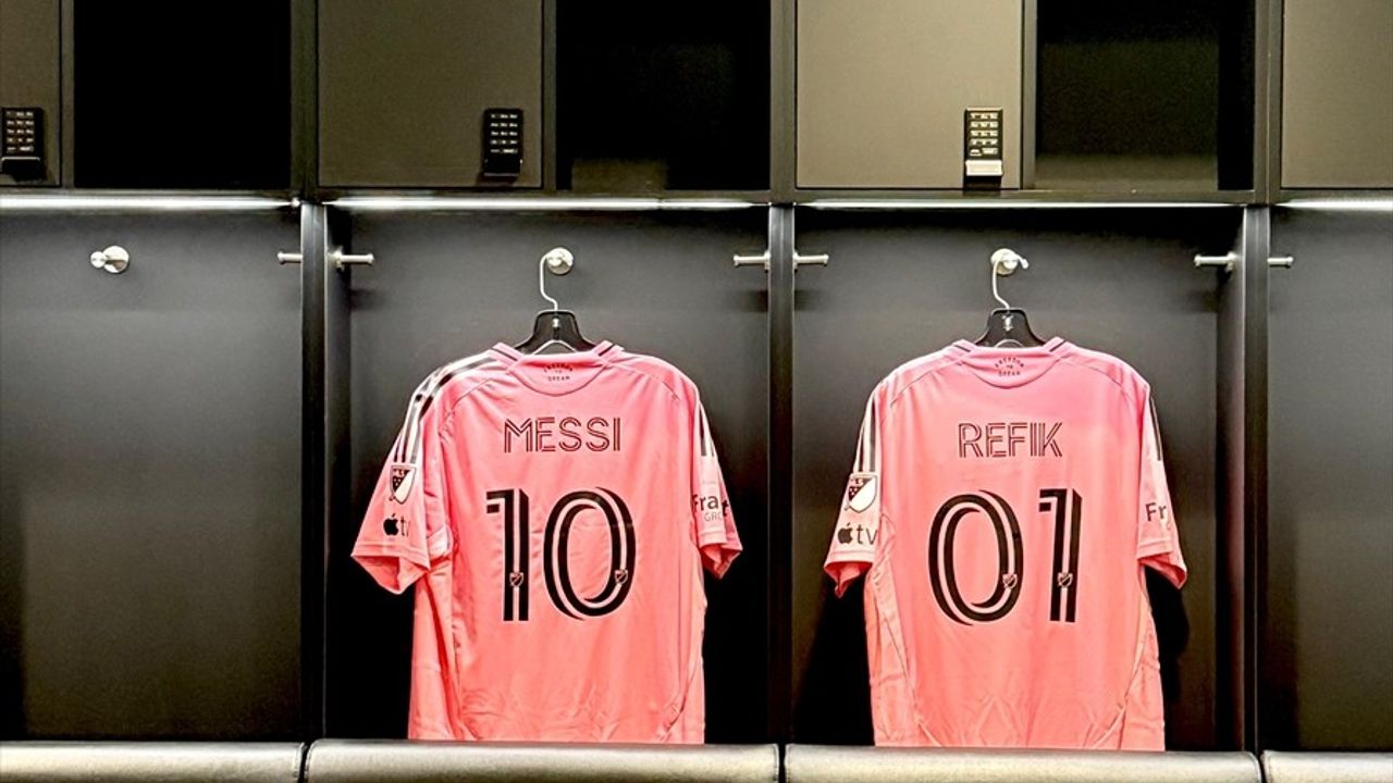 Messi'nin En Sevdiği Golü Sanat Eserine Dönüştürüldü