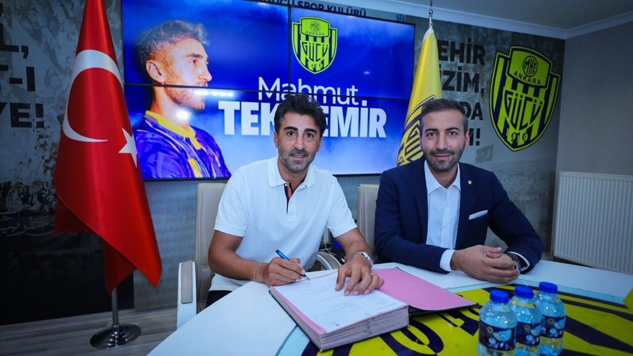 MKE Ankaragücü Mahmut Tekdemir ile Sözleşme Yeniledi