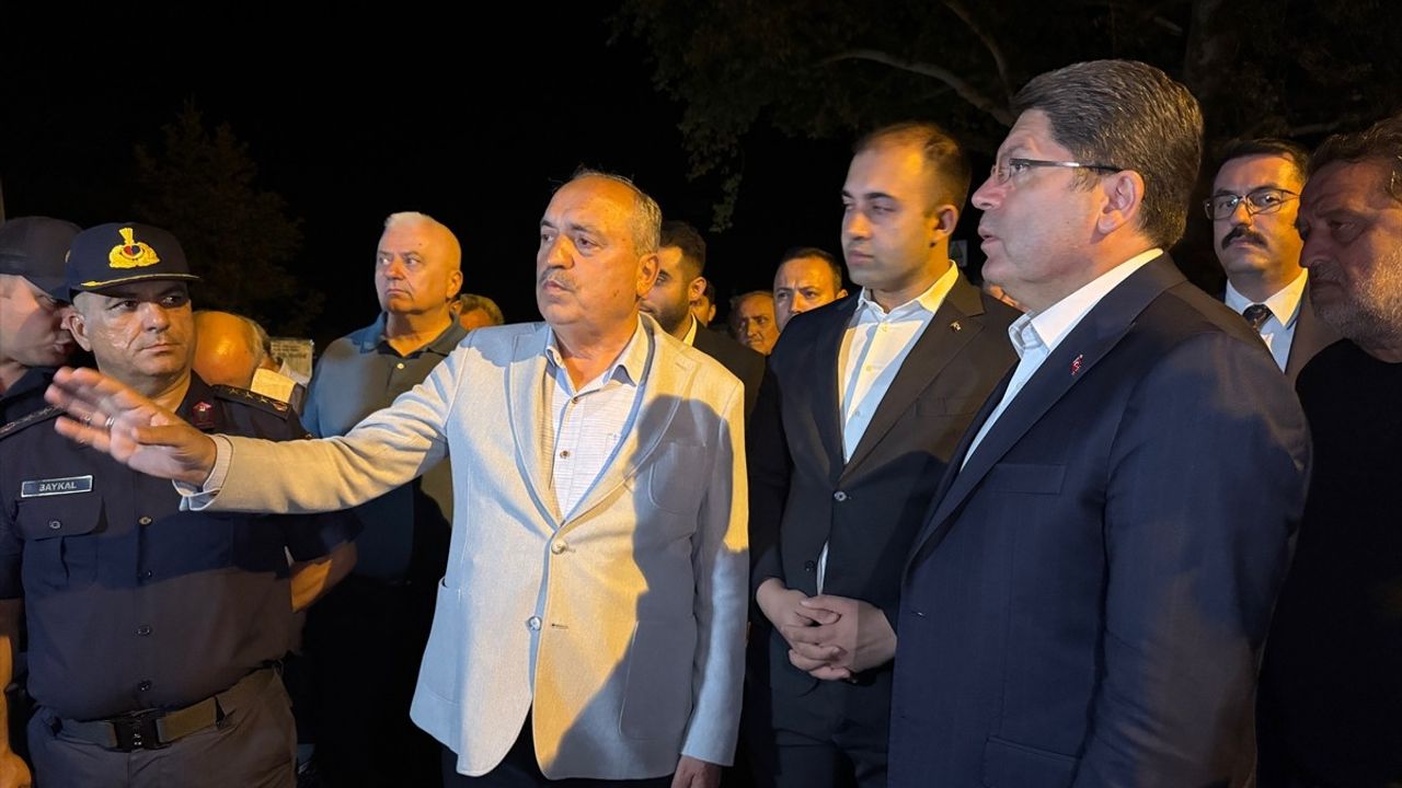 Orman Yangınları ile Mücadele: Adalet Bakanı Tunç'tan Açıklamalar