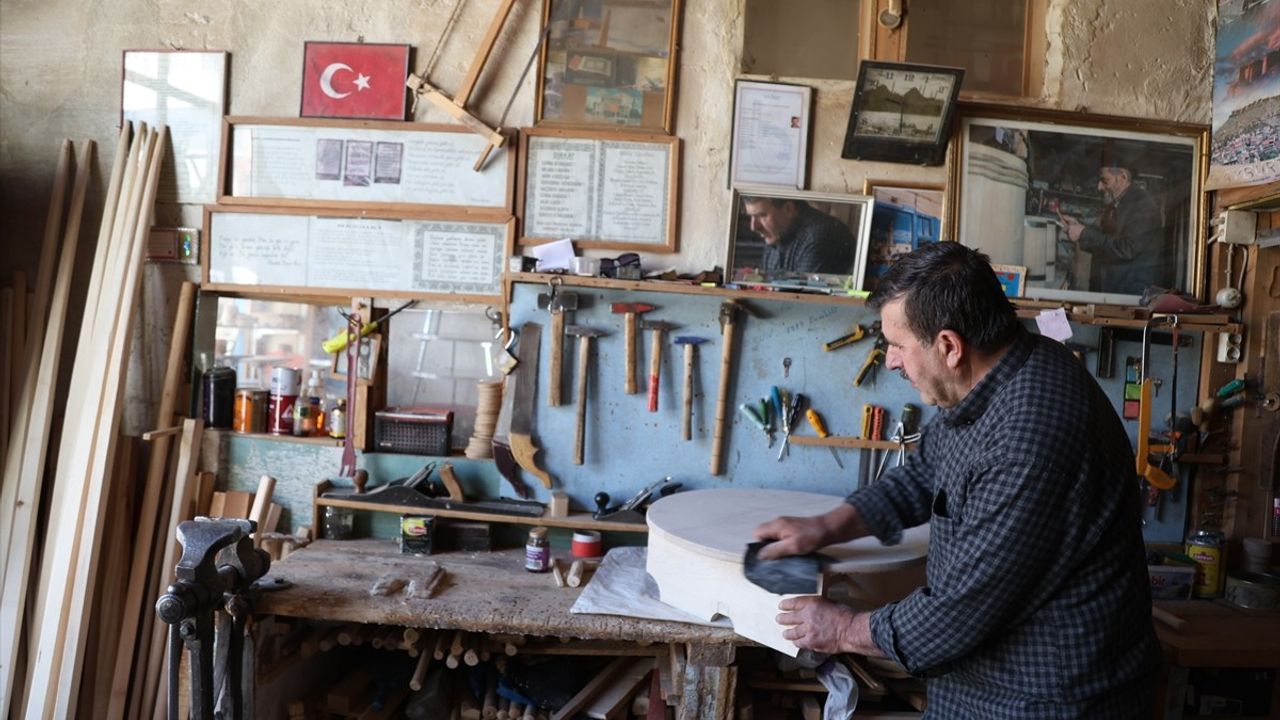 Osman Kodan: Tarihi Marangozluk Geleneği Yaşatılıyor