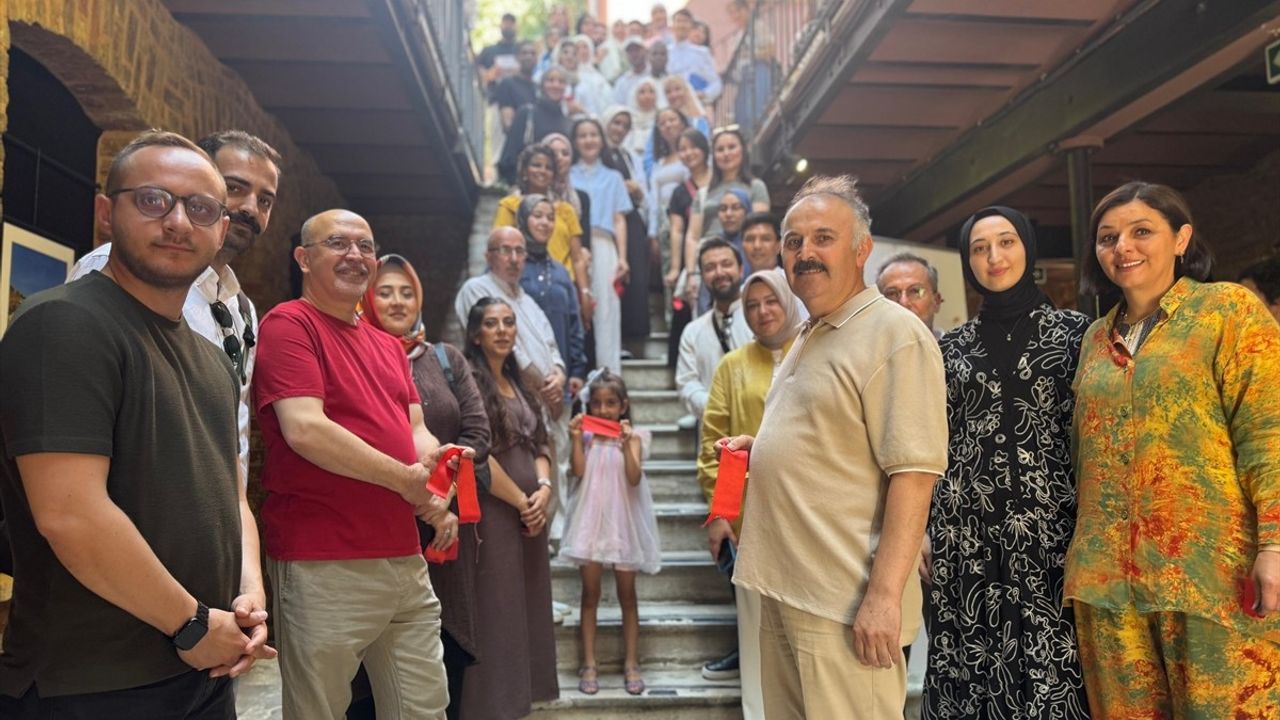 Sanat İhtisas Atölyeleri Sergisi Açıldı