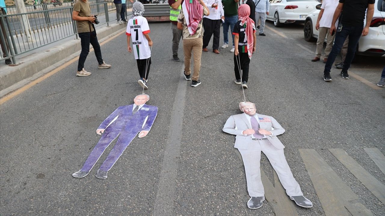 Şanlıurfa'da Gazze İçin Destek Yürüyüşü Düzenlendi
