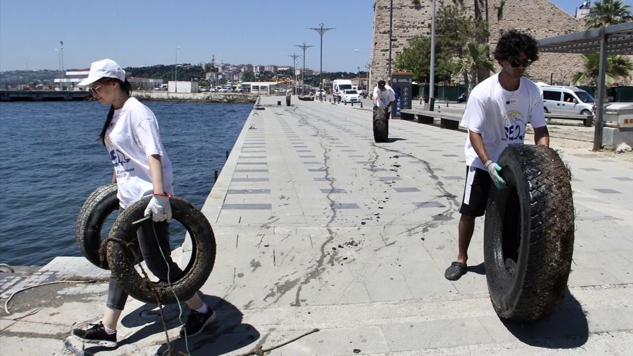 Sinop'ta Deniz Dibi Temizliği: Kirlilikle Mücadele