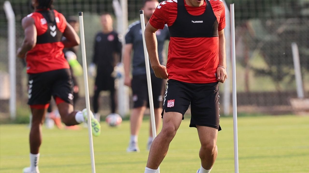 Sivasspor Hazırlıklarına Başladı