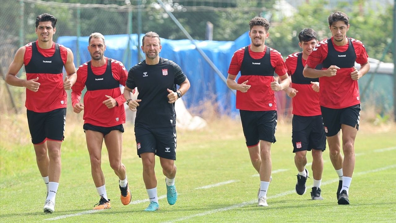 Sivasspor'un Bolu'daki Kamp Çalışmaları Devam Ediyor