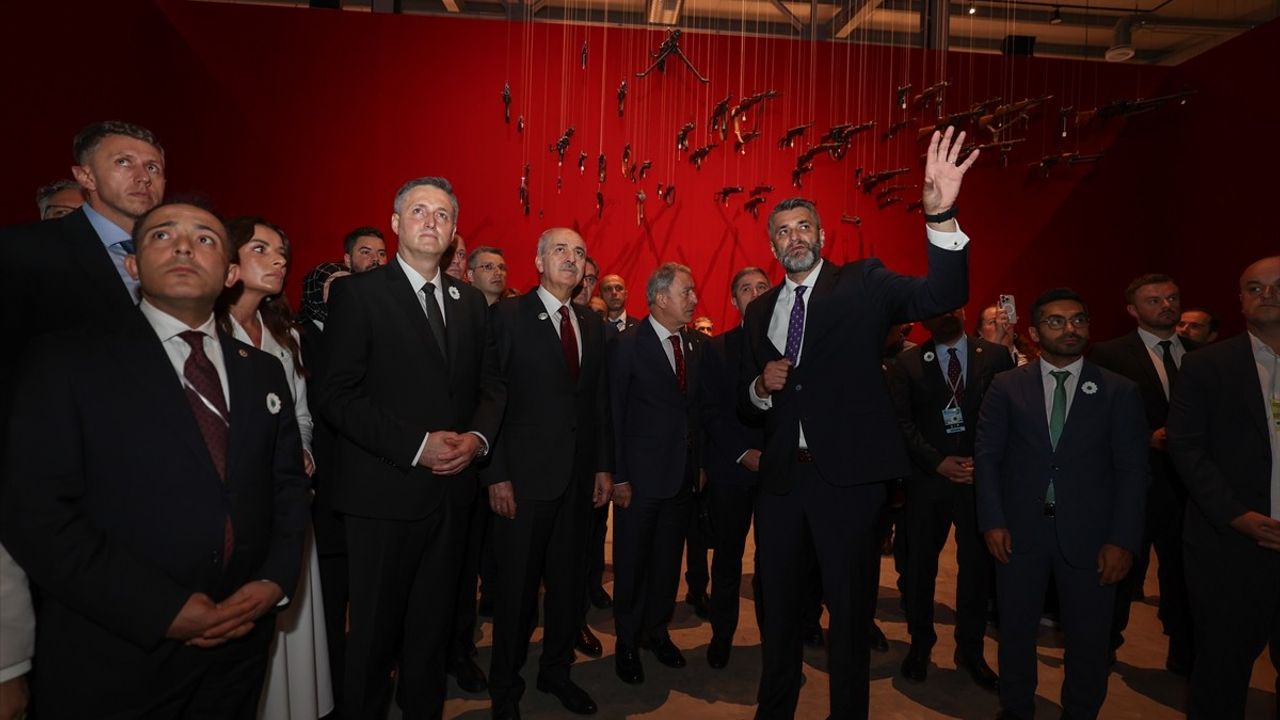 Srebrenitsa Soykırım Müzesi Açıldı