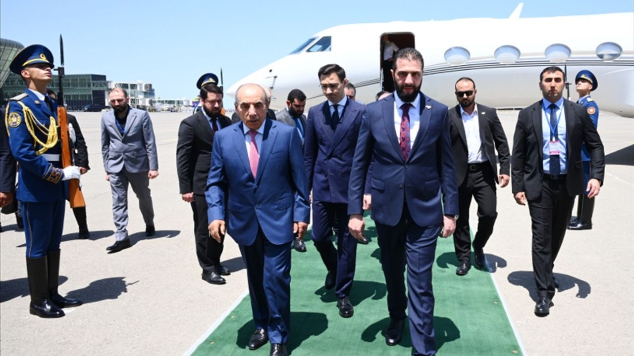 Suriye Cumhurbaşkanı Ahmed Şara, Azerbaycan'ı Ziyaret Etti