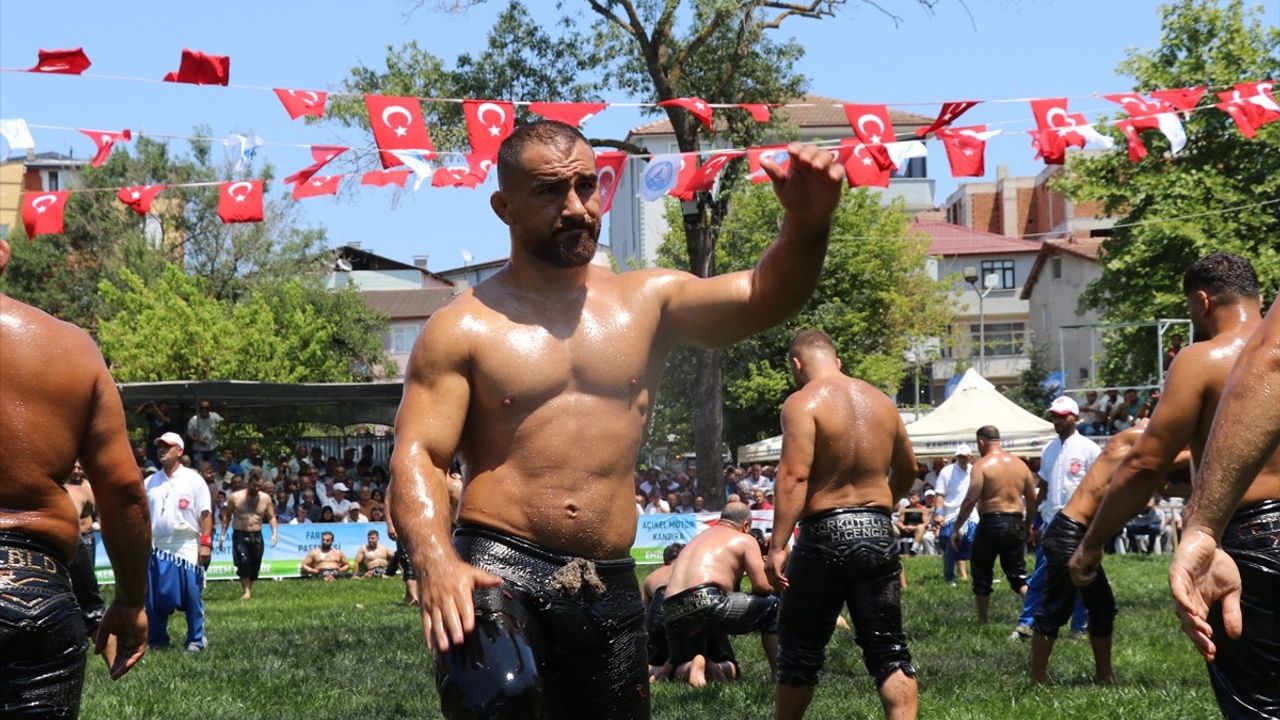 Tarihi Namazgah Yağlı Pehlivan Güreşleri'nde Yıldıray Ekin Şampiyon Oldu
