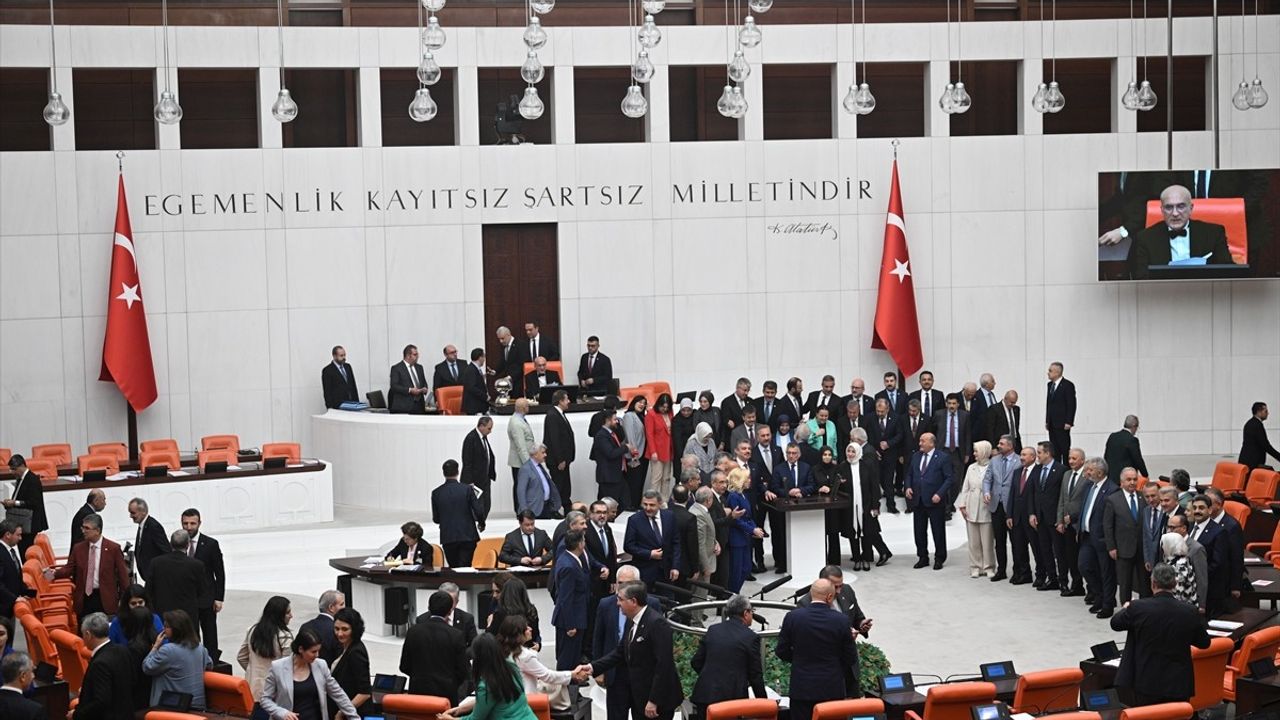 TBMM Genel Kurulu'ndan Sağlık Alanında Önemli Düzenlemeler Geçti