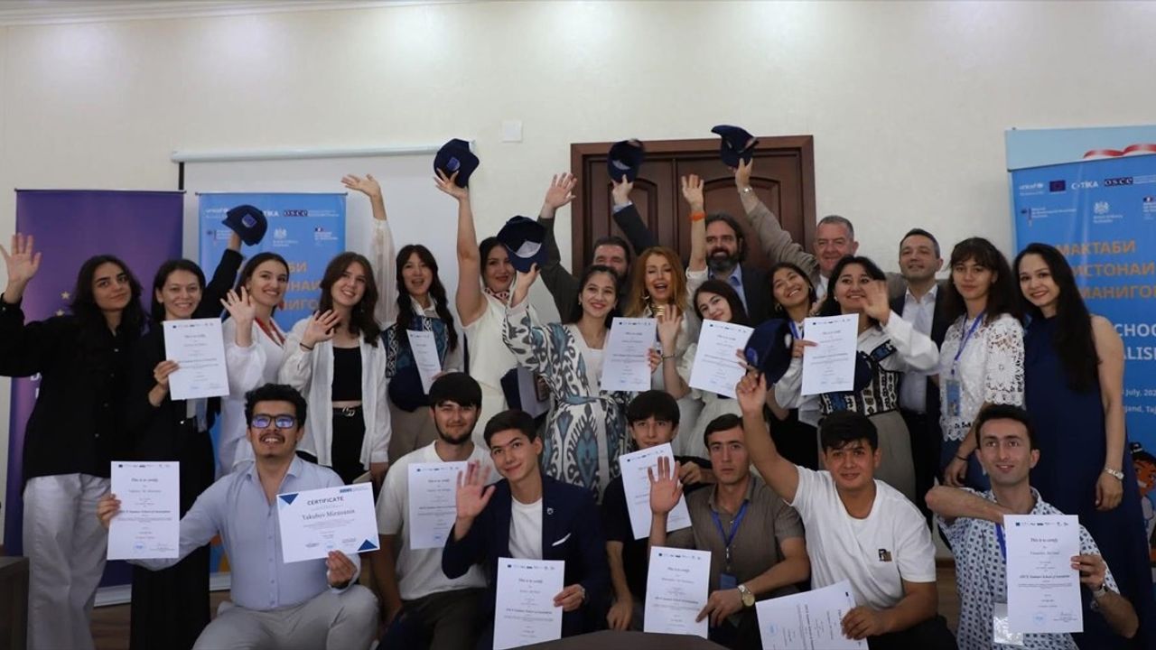 TİKA ve AGİT İşbirliği ile Tacikistan'da Medya Yaz Okulu Sona Erdi