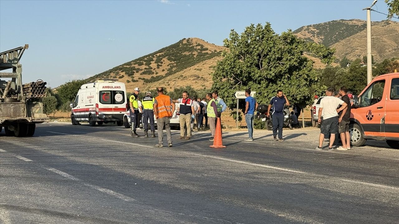 Tire'de Motosiklet Kazası: 14 Yaşındaki Çocuk Hayatını Kaybetti
