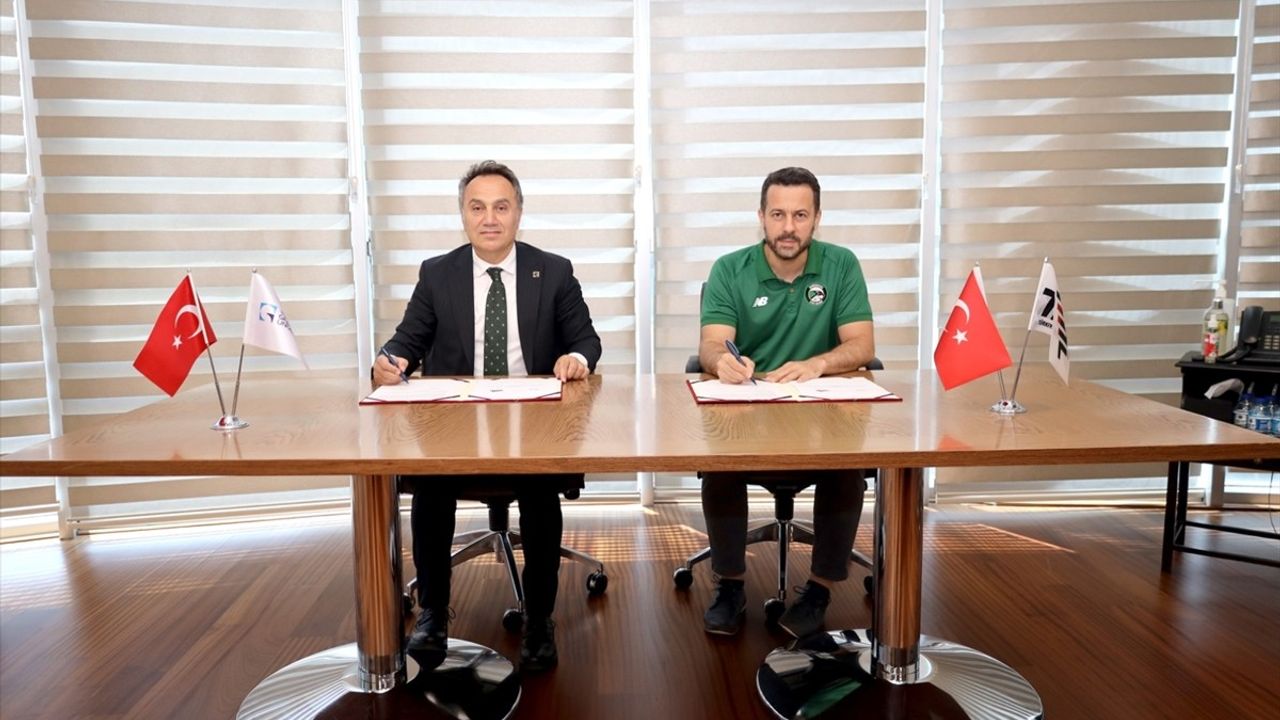 TOGÜ ve TÜİK Arasında Akademik İşbirliği Protokolü İmzalandı