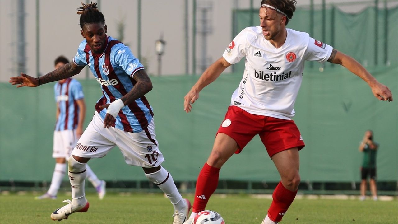 Trabzonspor Hazırlık Maçında Ümraniyespor'u Geçti