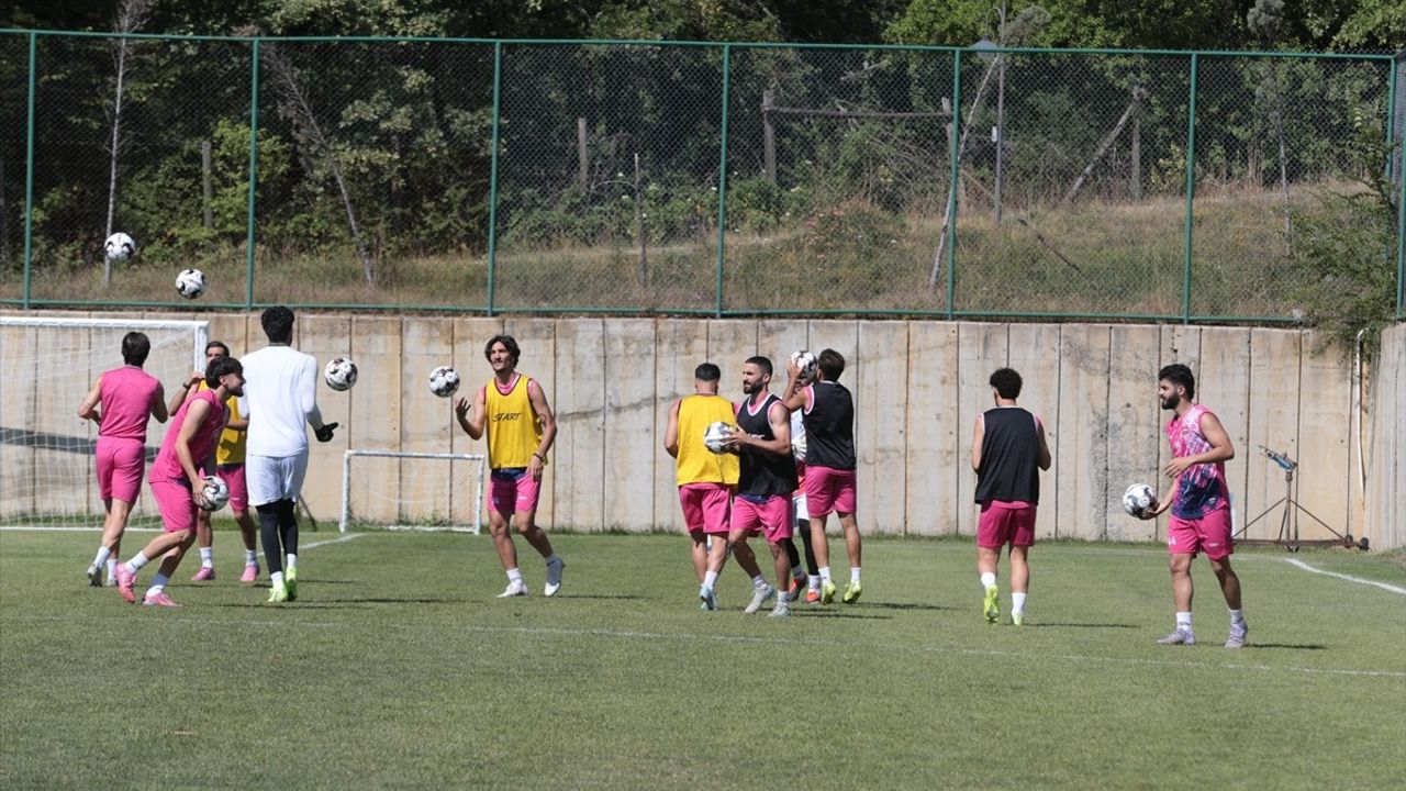 Traktör Futbol Takımı Yeni Sezona Bolu'da Hazırlanıyor