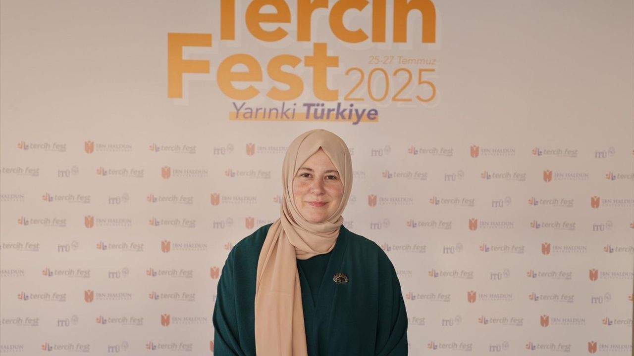 TÜRGEV Başkanı Hatice Akıncı Yılmaz, TercihFest 2025'te Gençlerle Bir Araya Geldi
