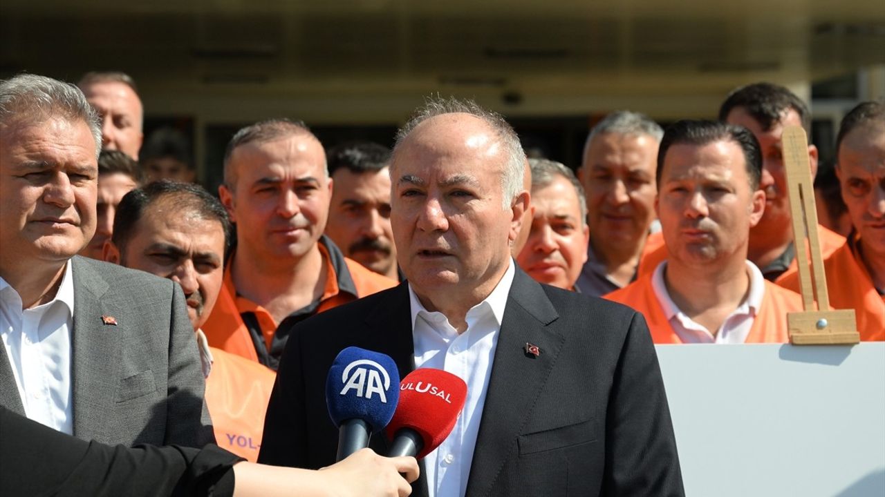 TÜRK-İŞ'ten Grev Kararı: Kamu Çalışanları İçin Yeni Bir Dönem Başlıyor