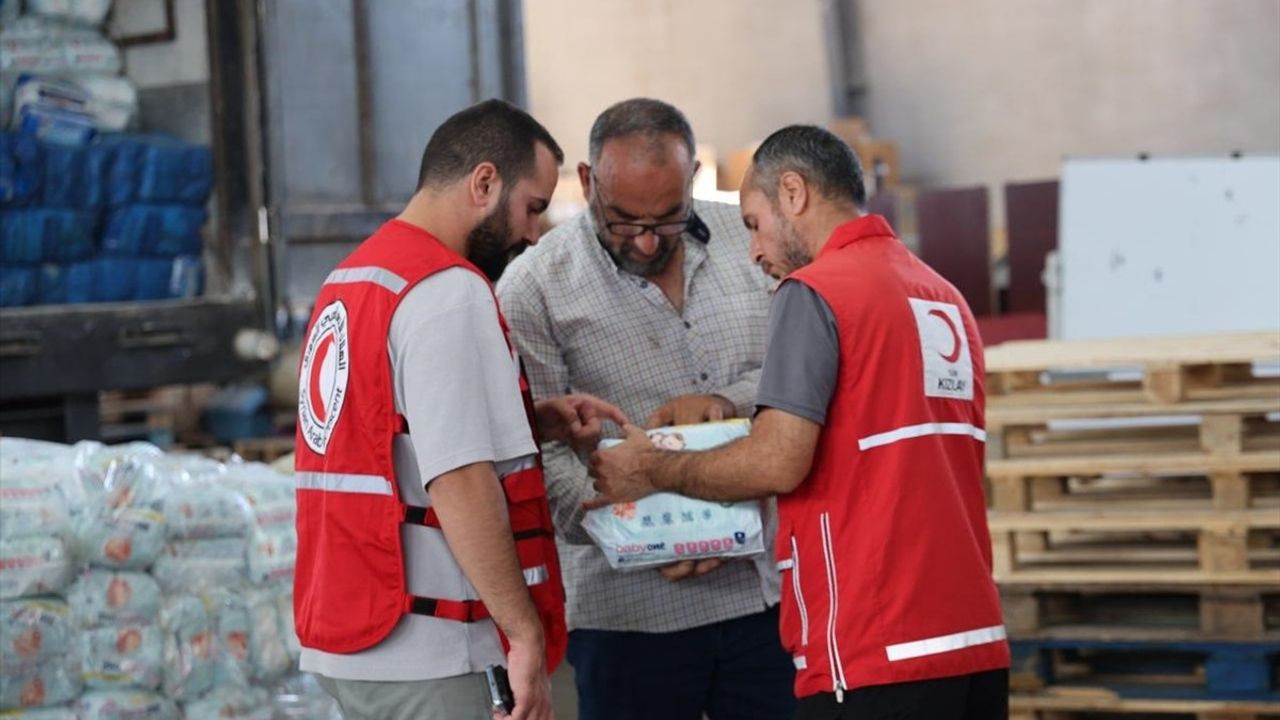 Türk Kızılay Süveyda'ya İnsani Yardım Gönderdi
