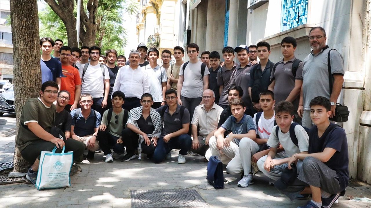 Türk Öğrenciler, Tunus'ta Arapça Öğrenirken Kültürü Yaşıyor