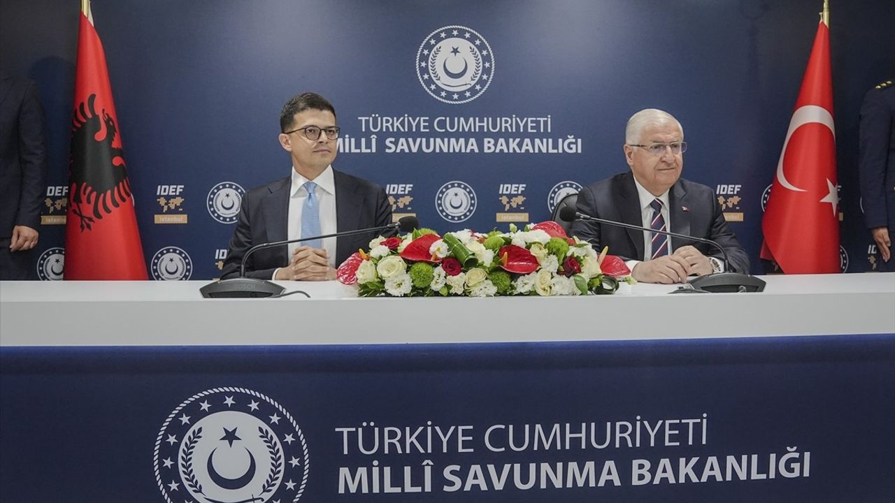 Türkiye ve Arnavutluk Arasındaki Nakdi Yardım Protokolü Revize Edildi