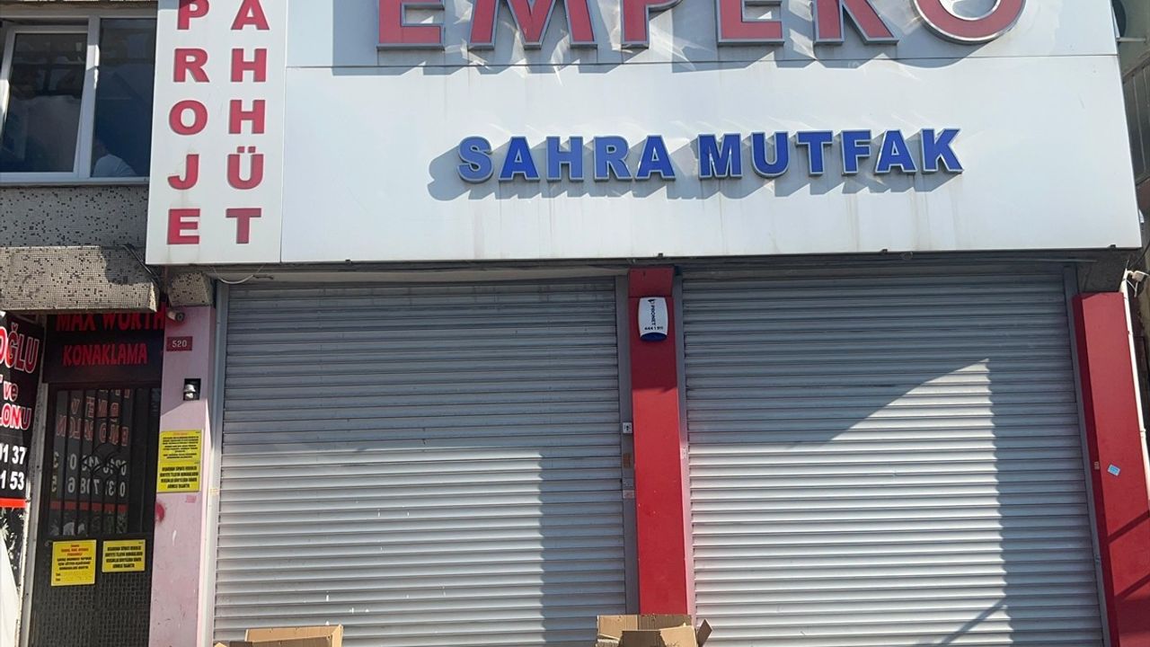 Ümraniye'de El Bombalı Saldırı