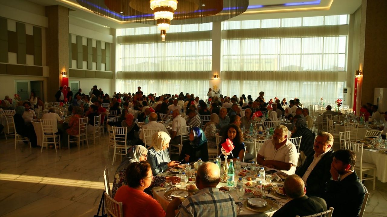 Uşak'ta Şehit Yakınları ve Gaziler Onuruna Özel Yemek