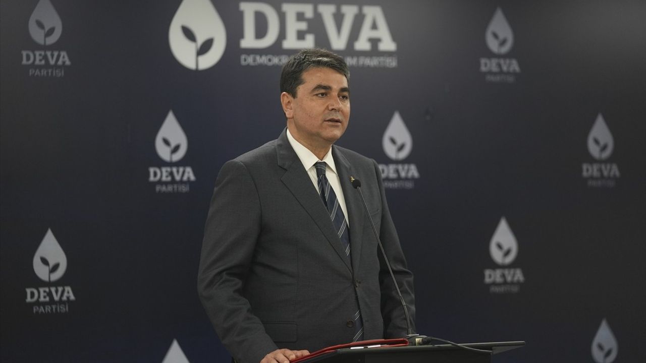 Uysal ve Babacan'dan Kritik Görüşme