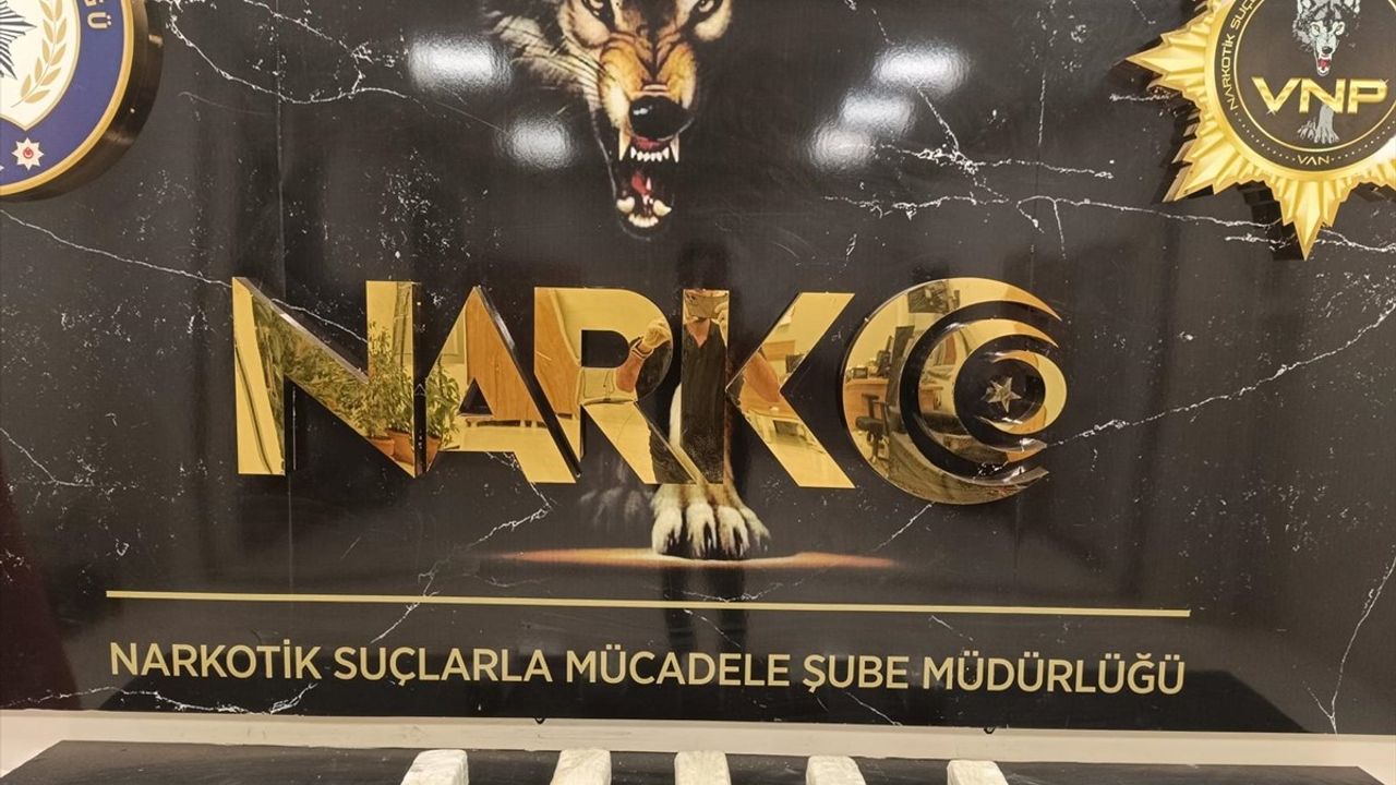 Van'da 127 Kilo Uyuşturucu Madde Ele Geçirildi