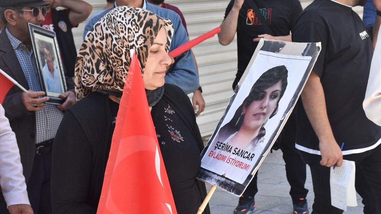 Van'da Evlat Nöbeti: Aileler Mücadelelerine Devam Ediyor