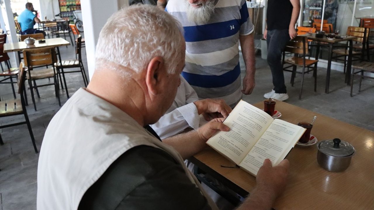 Yavuz Selim Cami Altındaki Çay Ocağı, Kitaplarla Dolu Bir Kültür Merkezi Haline Geldi