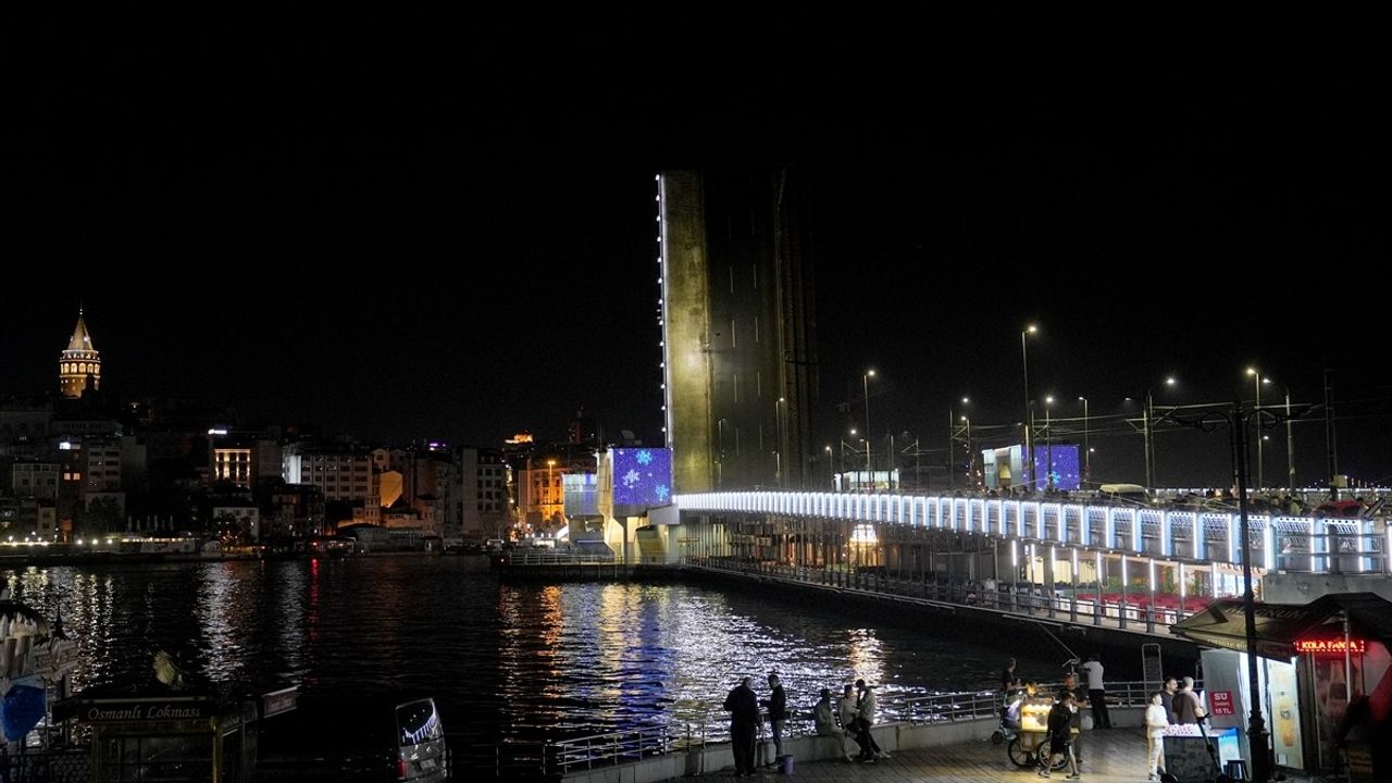 Yeni Galata Köprüsü Bakım Onarım Çalışmaları Nedeniyle Kapatıldı