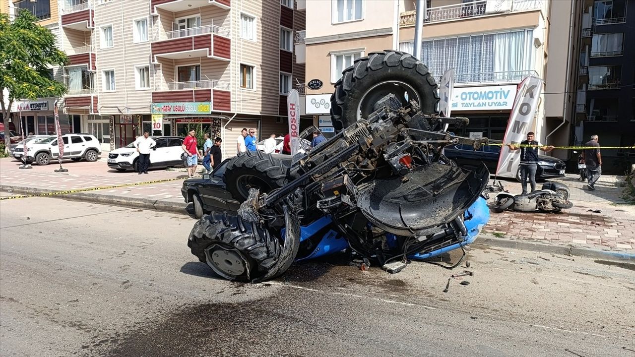 Yerköy'de Zincirleme Trafik Kazası: 1 Ölü, 2 Yaralı