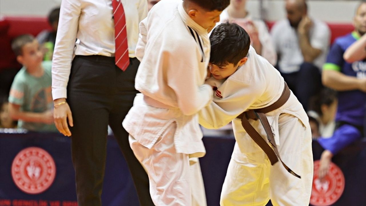 21. Uluslararası Karadeniz Judo Şampiyonası Sonuçlandı
