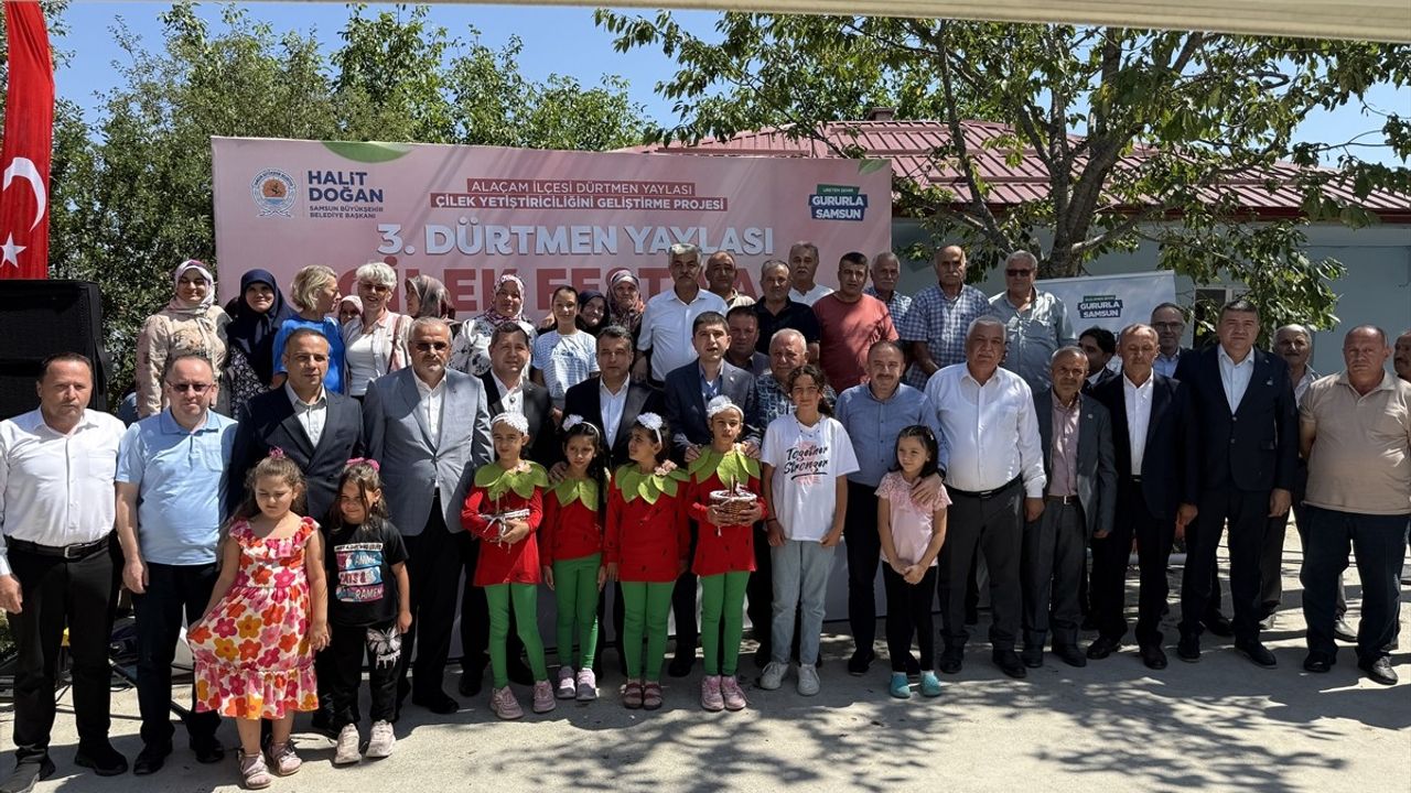 3. Dürtmen Yaylası Çilek Festivali Samsun'da Gerçekleşti