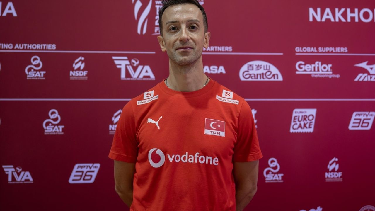 A Milli Kadın Voleybol Takımı'ndan İspanya'ya Dikkat