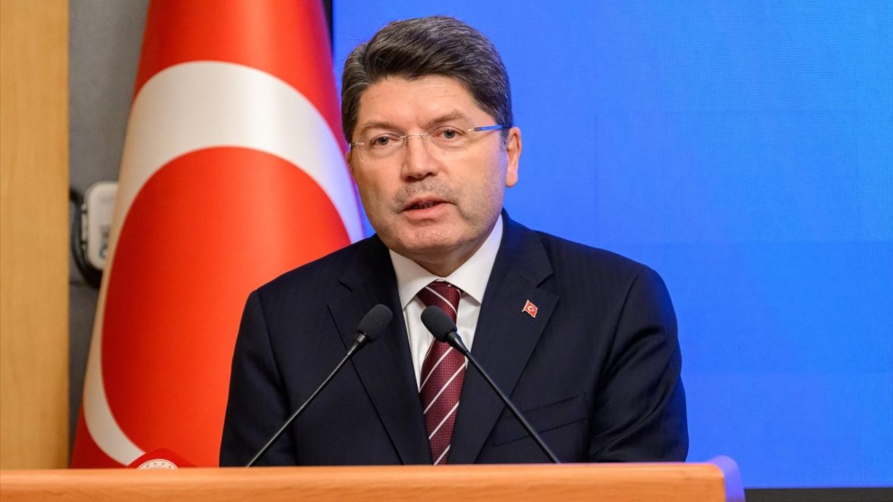 Adalet Bakanı Yılmaz Tunç, Kaymakam Adaylarıyla Buluştu