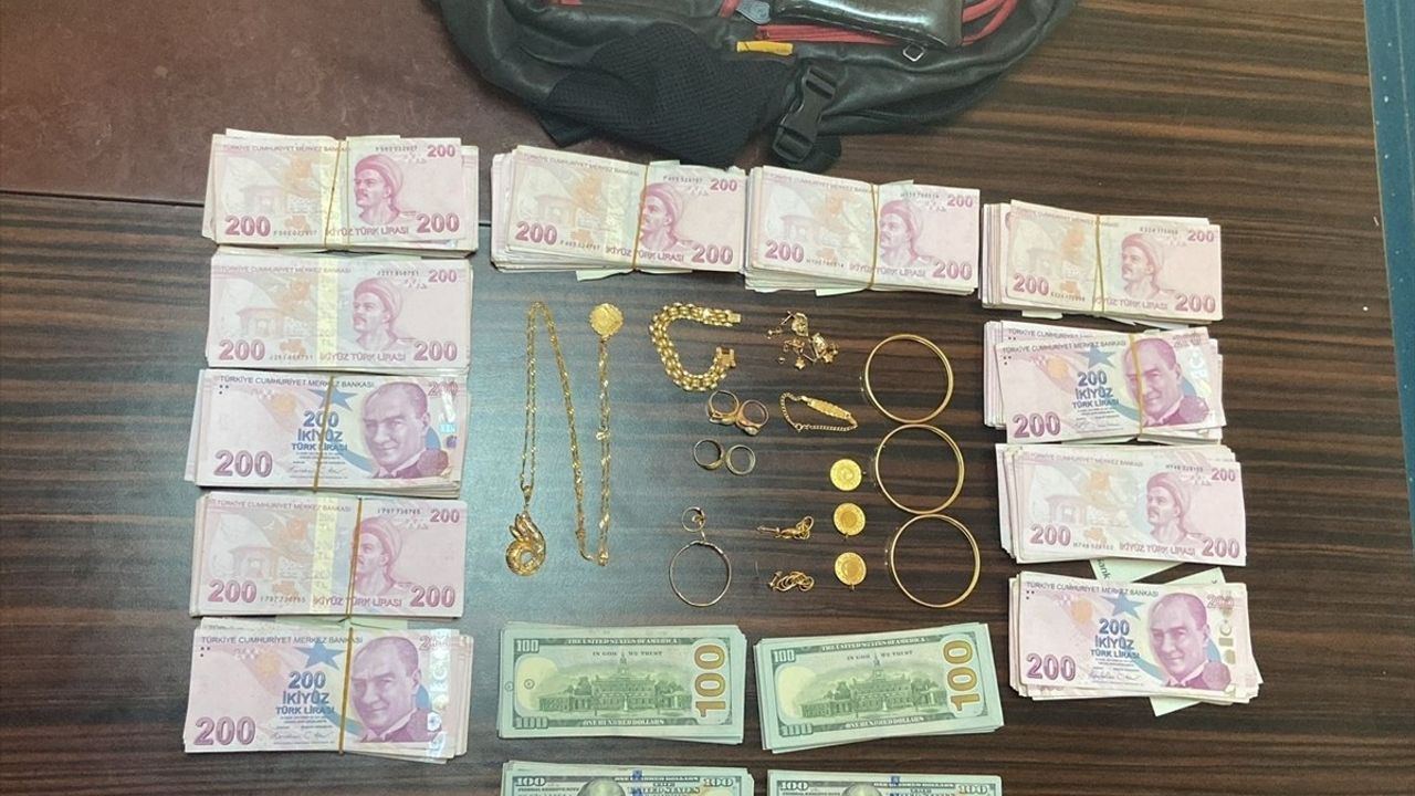 Adana'da Dolandırıcılık: Çiftin Kayıpları Polis Tarafından Kurtarıldı