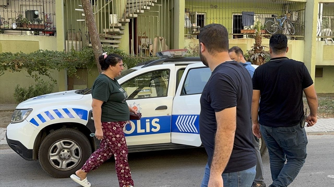 Adana'da Kızına Kötü Muamele İddiasıyla Kadın Gözaltına Alındı