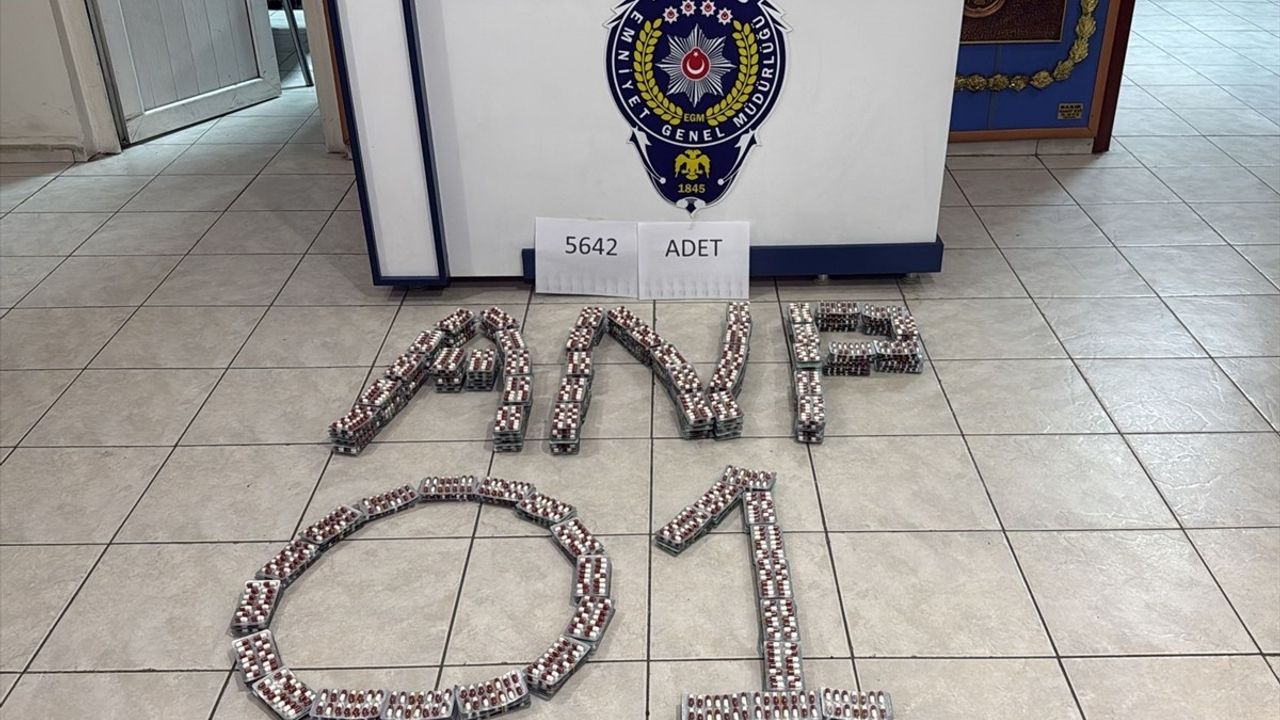 Adana'da Uyuşturucu Hap Operasyonu: 5 Bin 642 Hap Ele Geçirildi