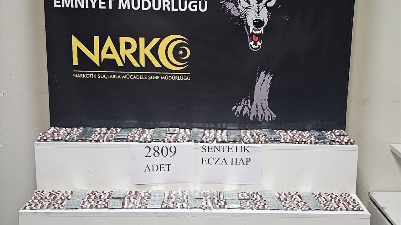 Adana'da Uyuşturucu Operasyonu: 2809 Hap Ele Geçirildi