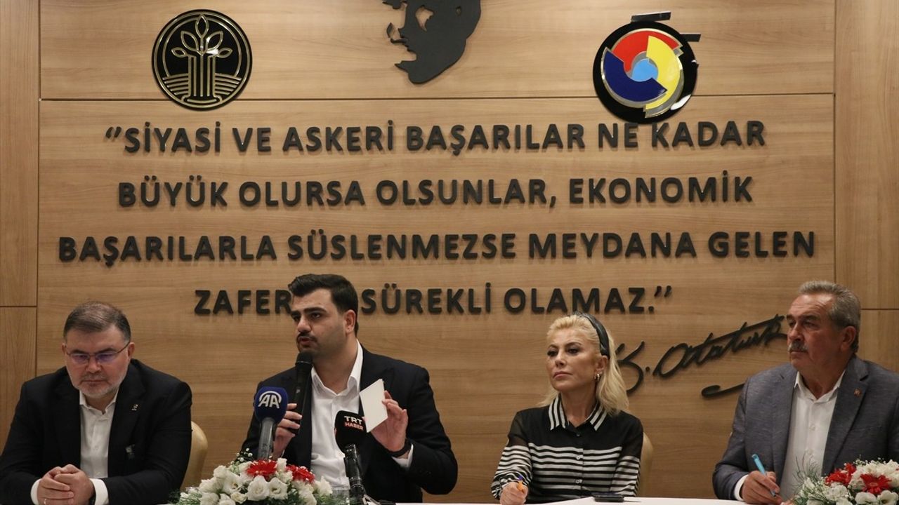 AK Parti Genel Sekreteri İnan İzmir'de Sert Açıklamalarda Bulundu