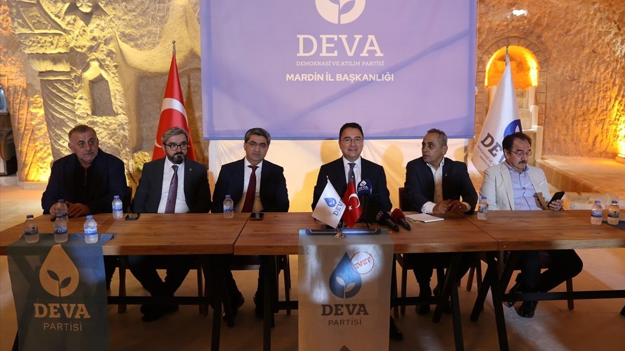 Ali Babacan Mardin'de 'Terörsüz Türkiye' İçin Çalışmalara Değindi