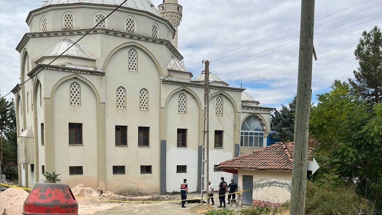 Amasya'da Tadilat Yapan İşçi Hayatını Kaybetti