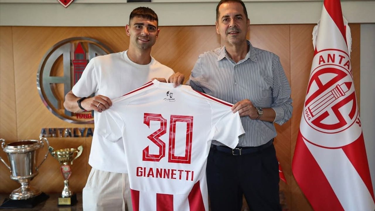 Antalyaspor, Arjantinli Stoper Lautaro Giannetti'yi Kadrosuna Kattı