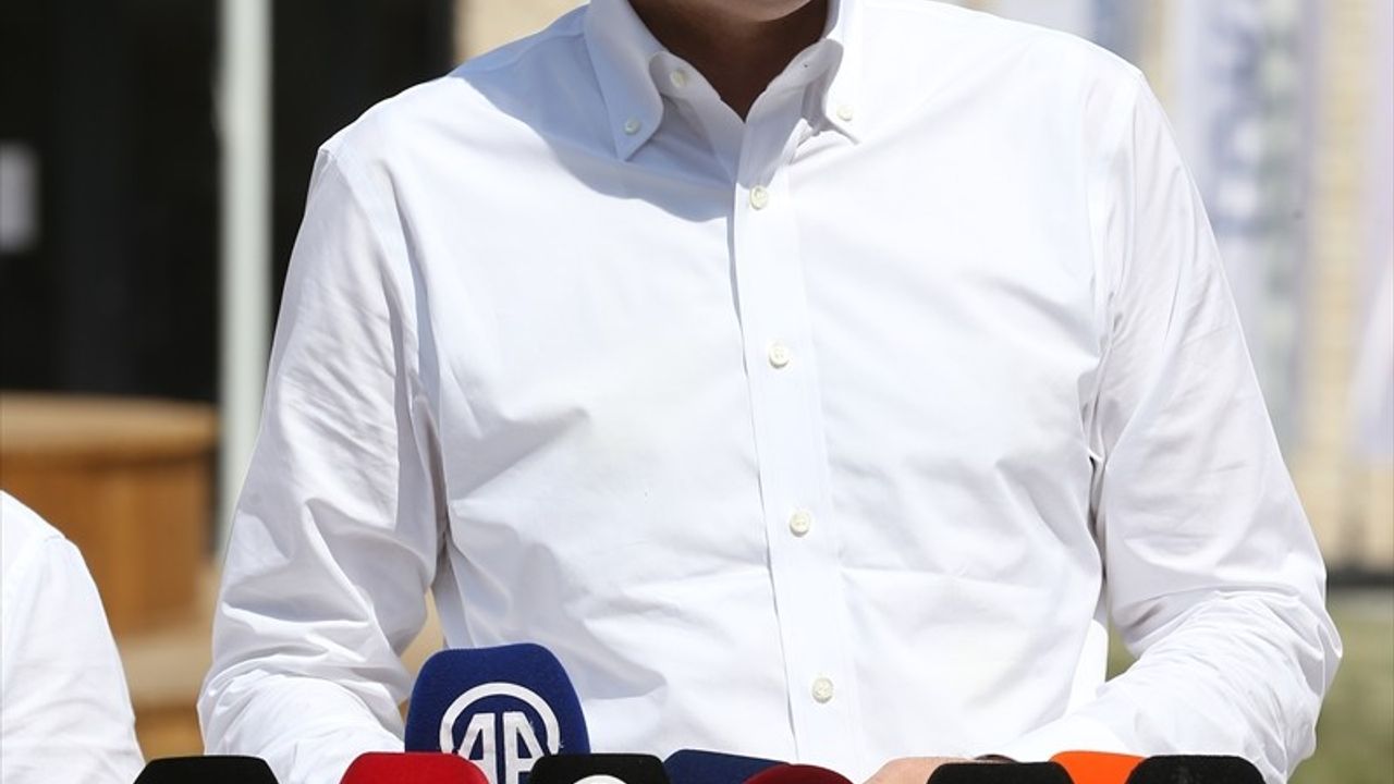 Bakan Murat Kurum Adıyaman'da Deprem Bölgesine Dair Önemli Açıklamalarda Bulundu